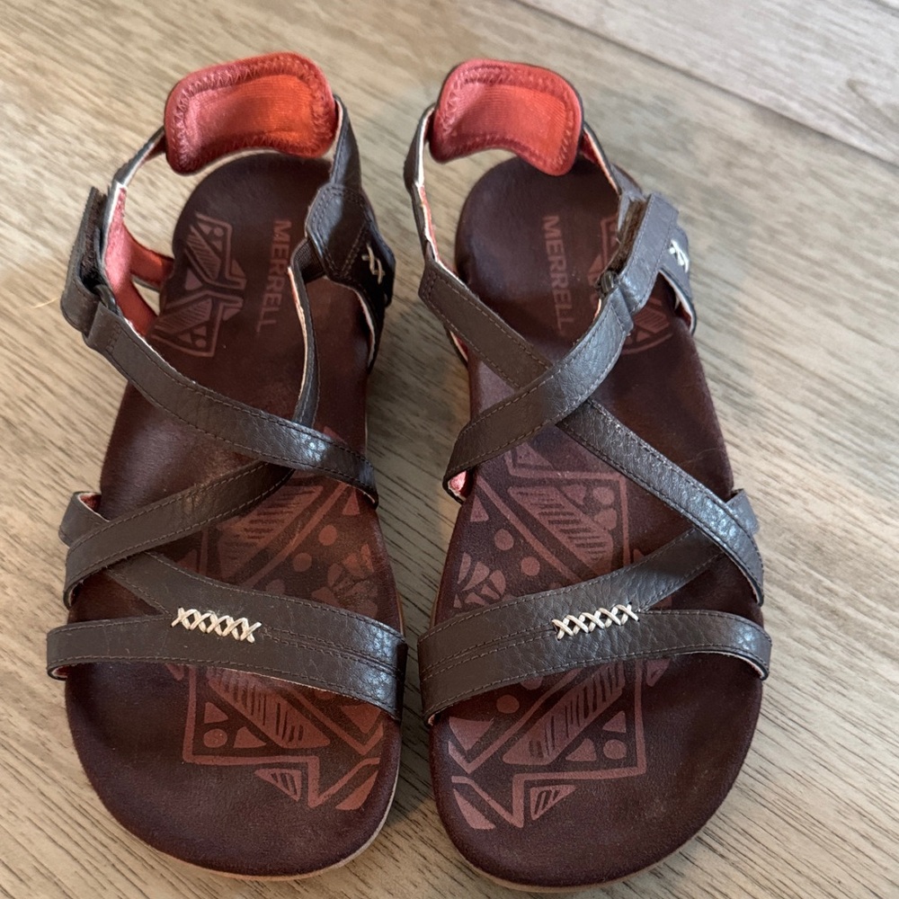 Merrell Women’s ' Dark Brown and Red Sandals